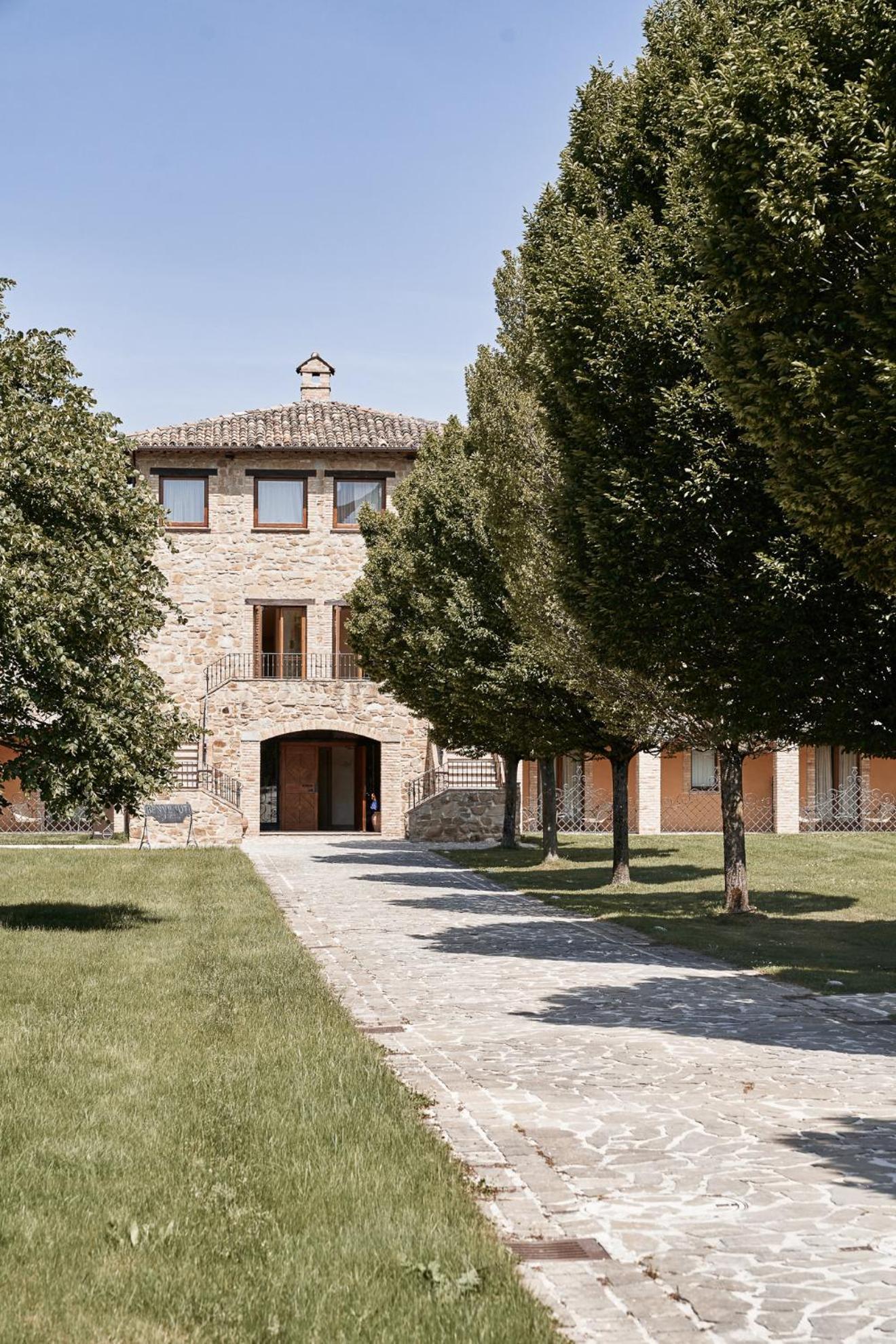 Borgo Lanciano Castelraimondo Exterior foto